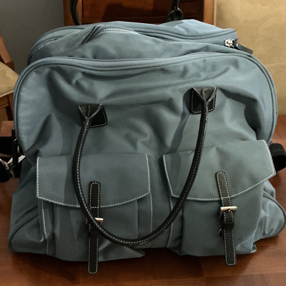 Stylish Blue Travel Bag for Women